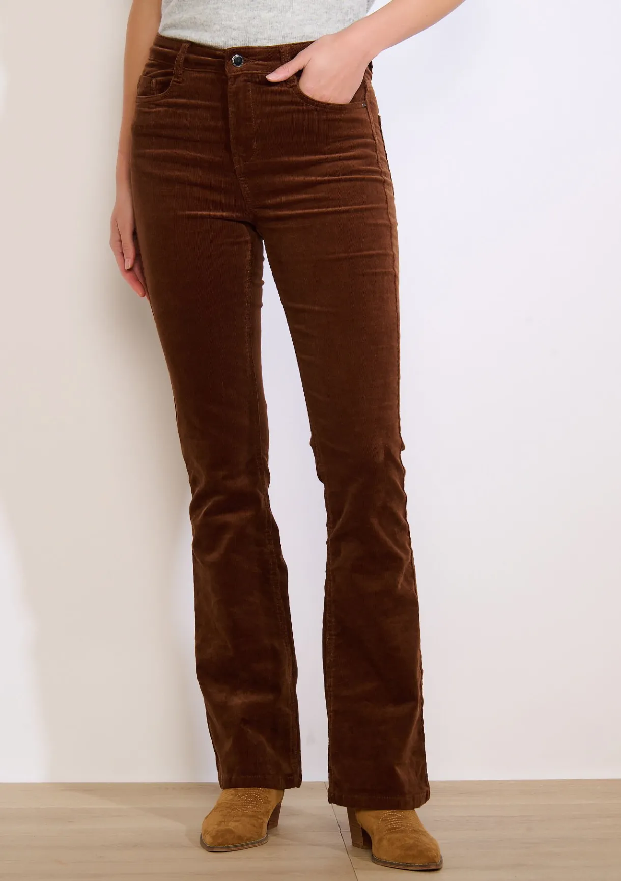 LolaLiza Bootcut ribfluwelen broek- Broeken