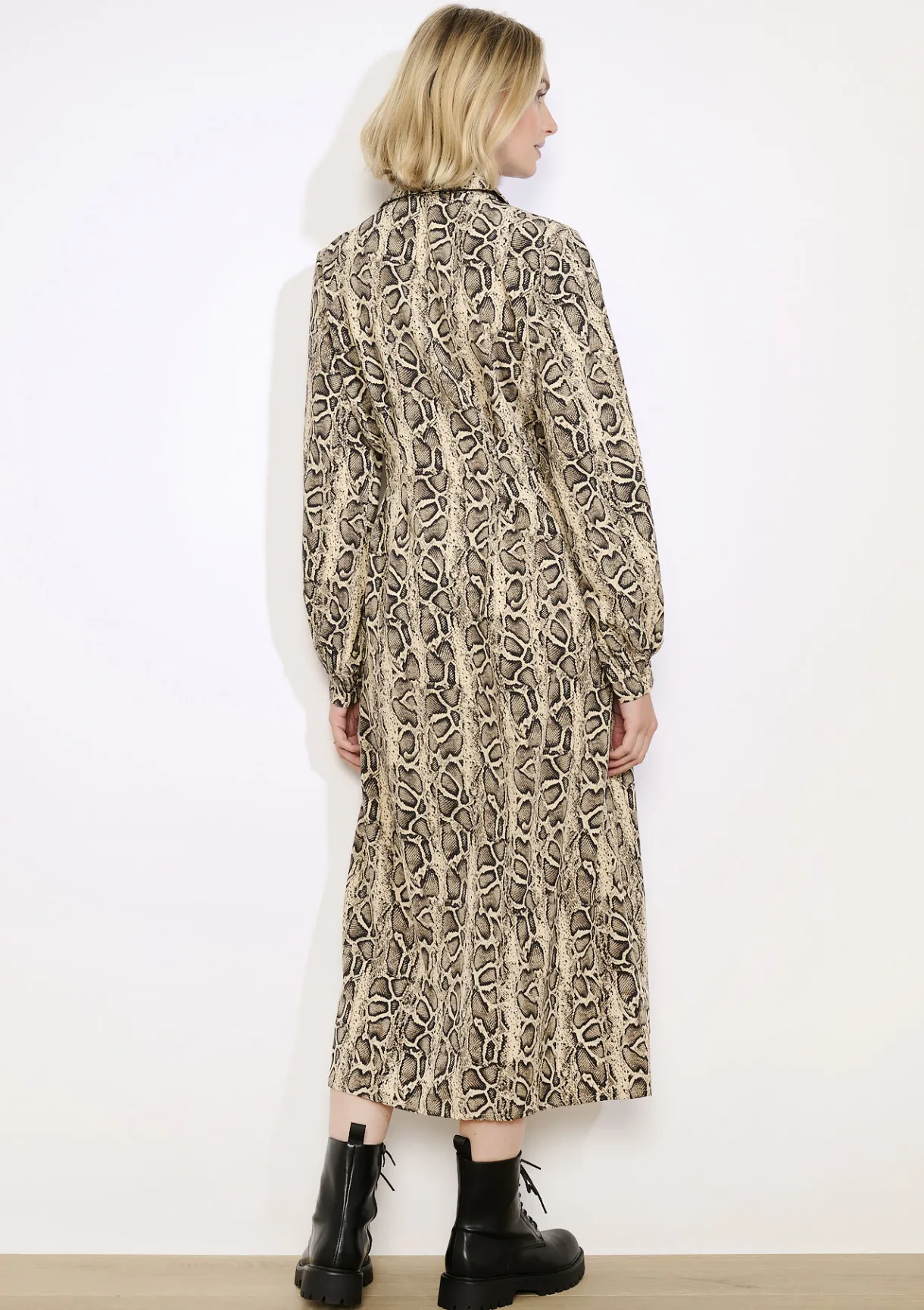 LolaLiza Zwierige midi-jurk met print- Jurken